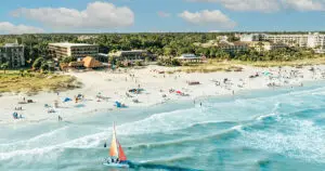 overhead shot of hilton head island shoreline